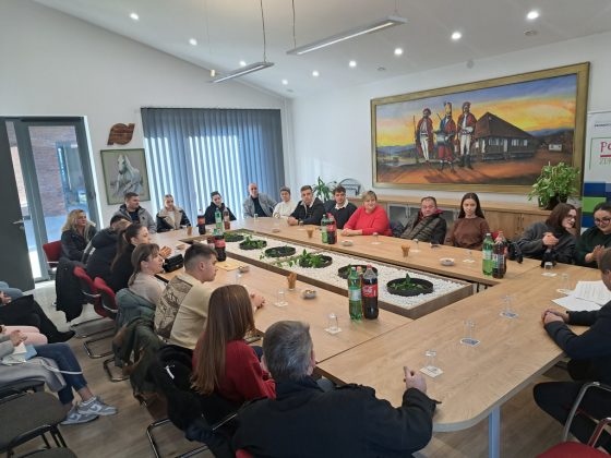 Potpisani ugovori o stipendiranju studenata s područja Općine Babina Greda